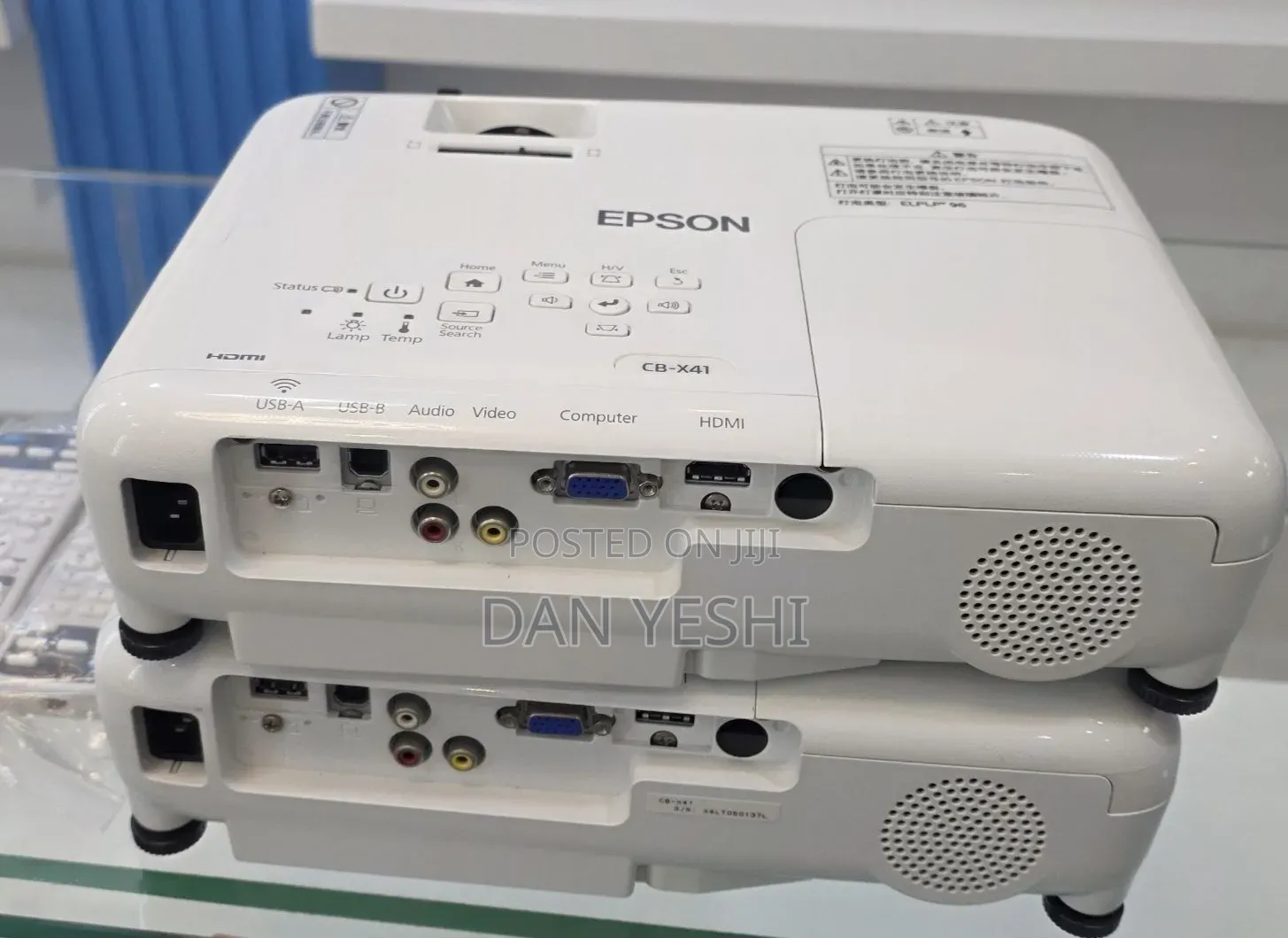 Epson CB-X41 Projector Specifications
• Brightness: 3600