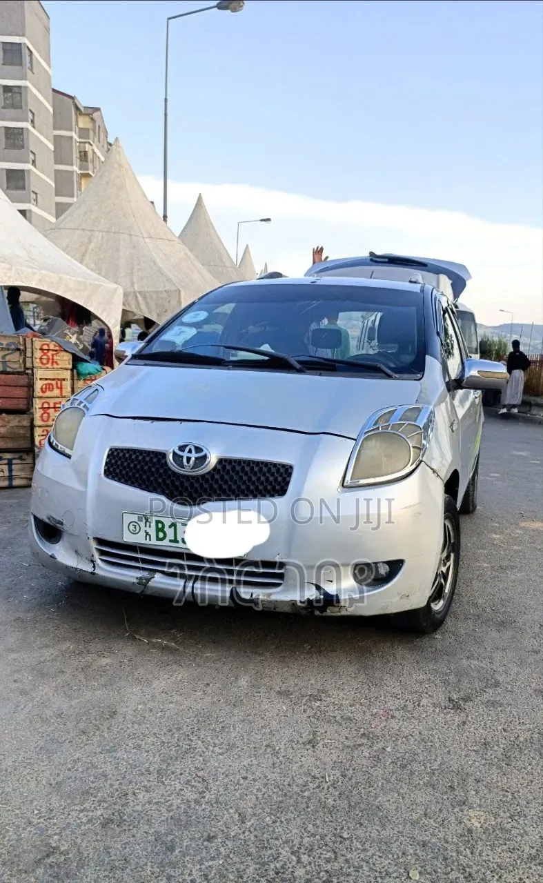 Toyota Yaris 2006 Silver