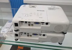 Epson CB-X41 Projector