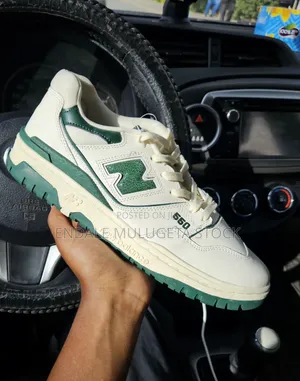 New Balance 550