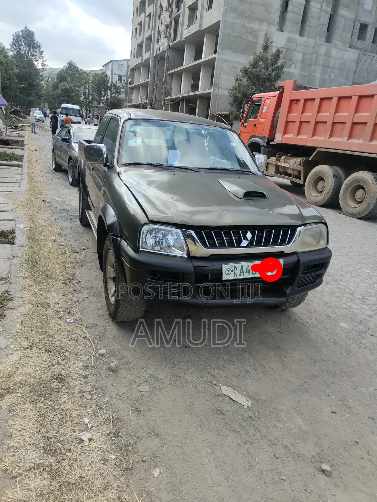 Mitsubishi Airtrek 2005 Gray
