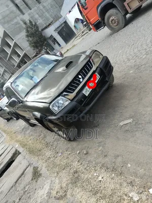Mitsubishi Airtrek 2005 Gray