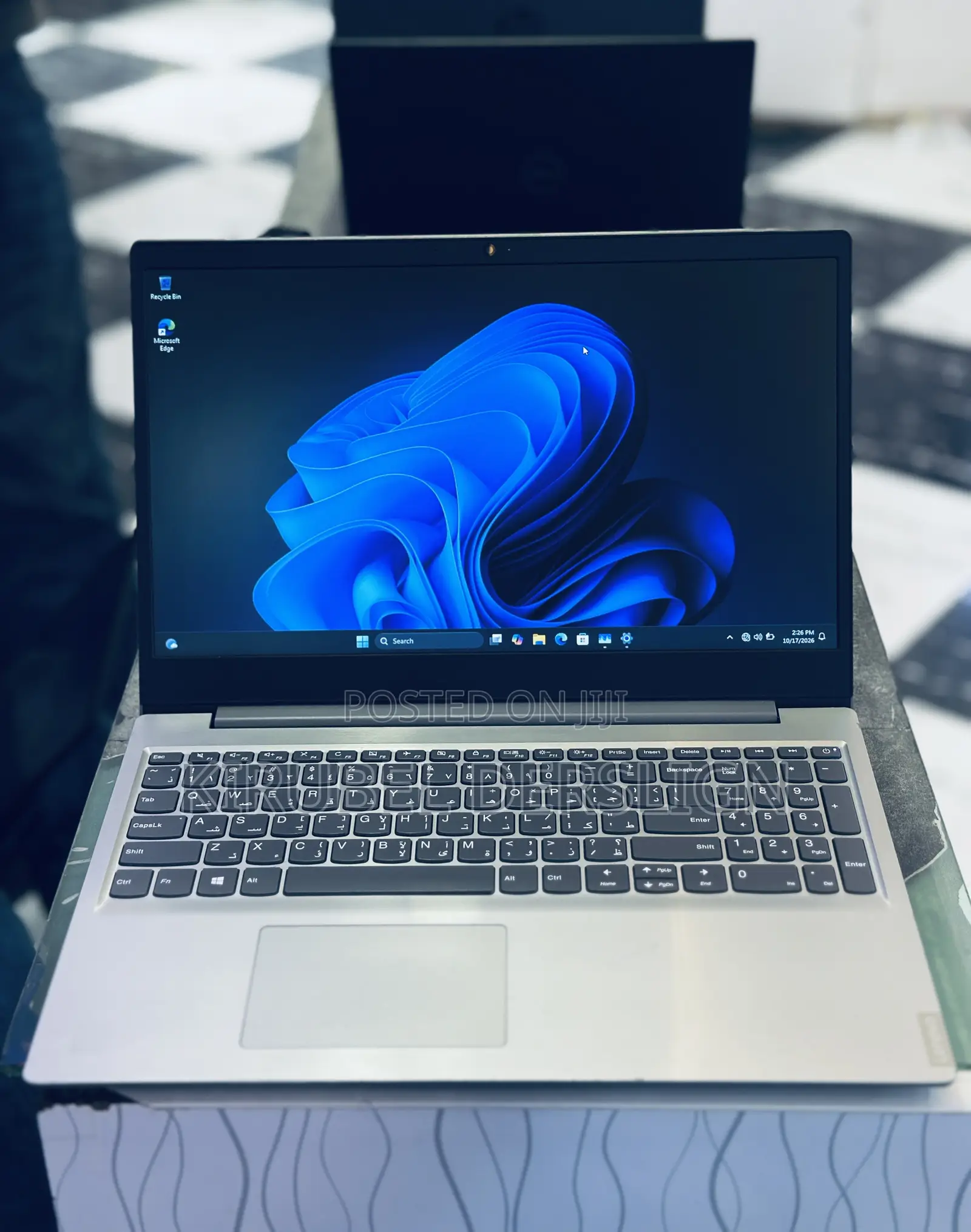 Laptop Lenovo Ideapad 3 4GB Intel Celeron HDD+SSD 512GB