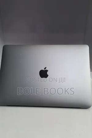 New Laptop Apple MacBook Pro 2020 M1 8GB Apple M1 SSD 256GB
