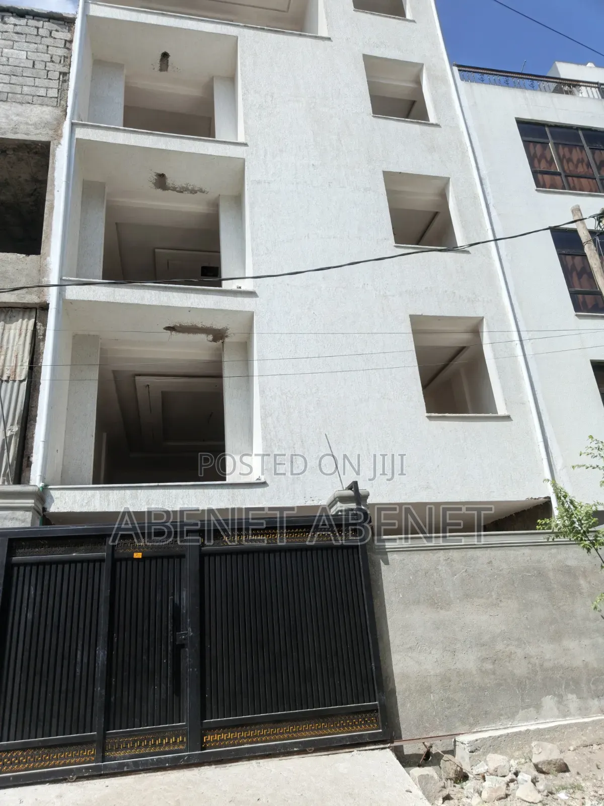 9bdrm House in Nifas Silk-Lafto for sale