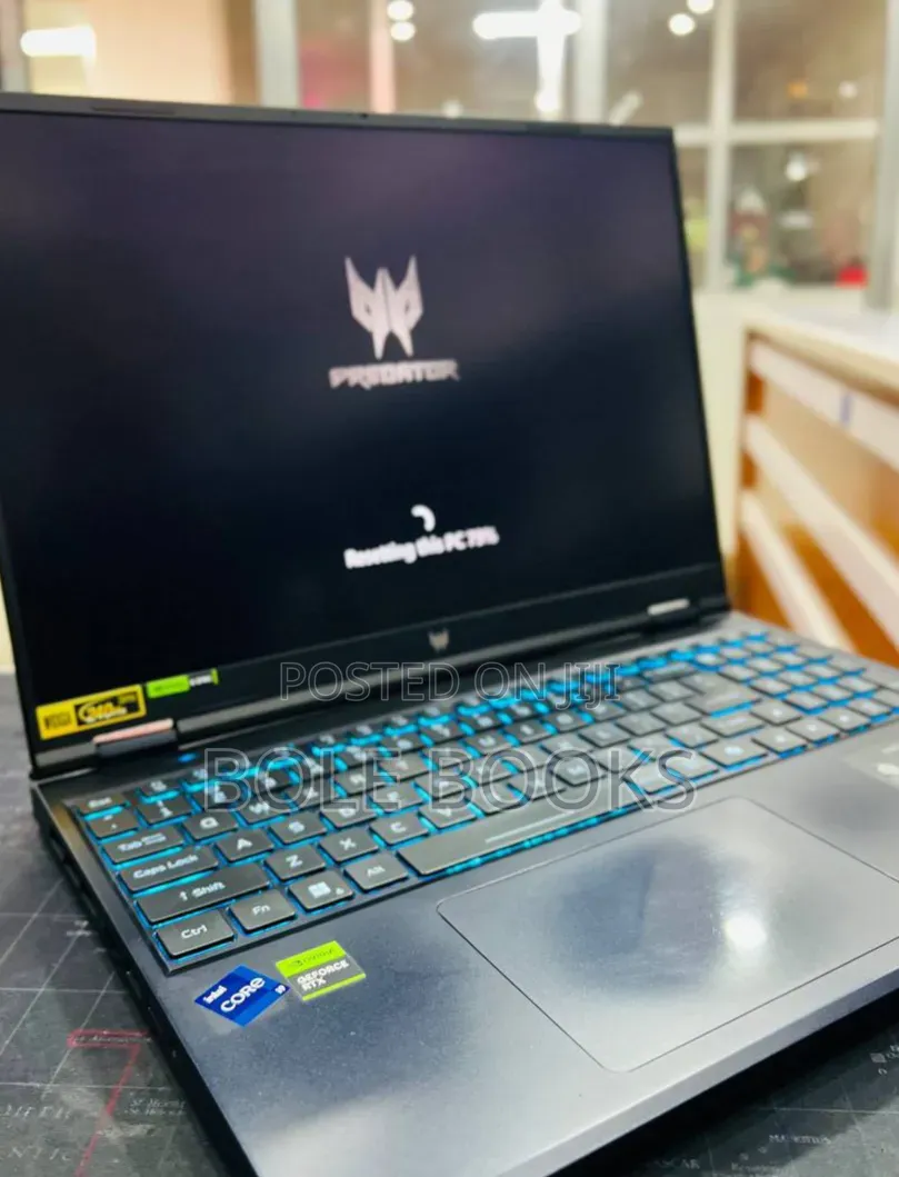 New Laptop Acer Predator Helios Neo 16 16GB Intel Core i9 SSD 1T