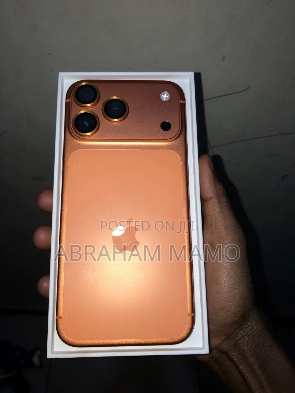 New Apple iPhone 17 Pro Max 256 GB Orange