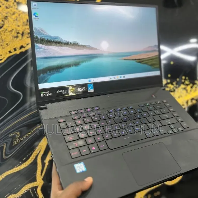 New Laptop Asus ROG Zephyrus G15 16GB Intel Core i7 SSD 1T
