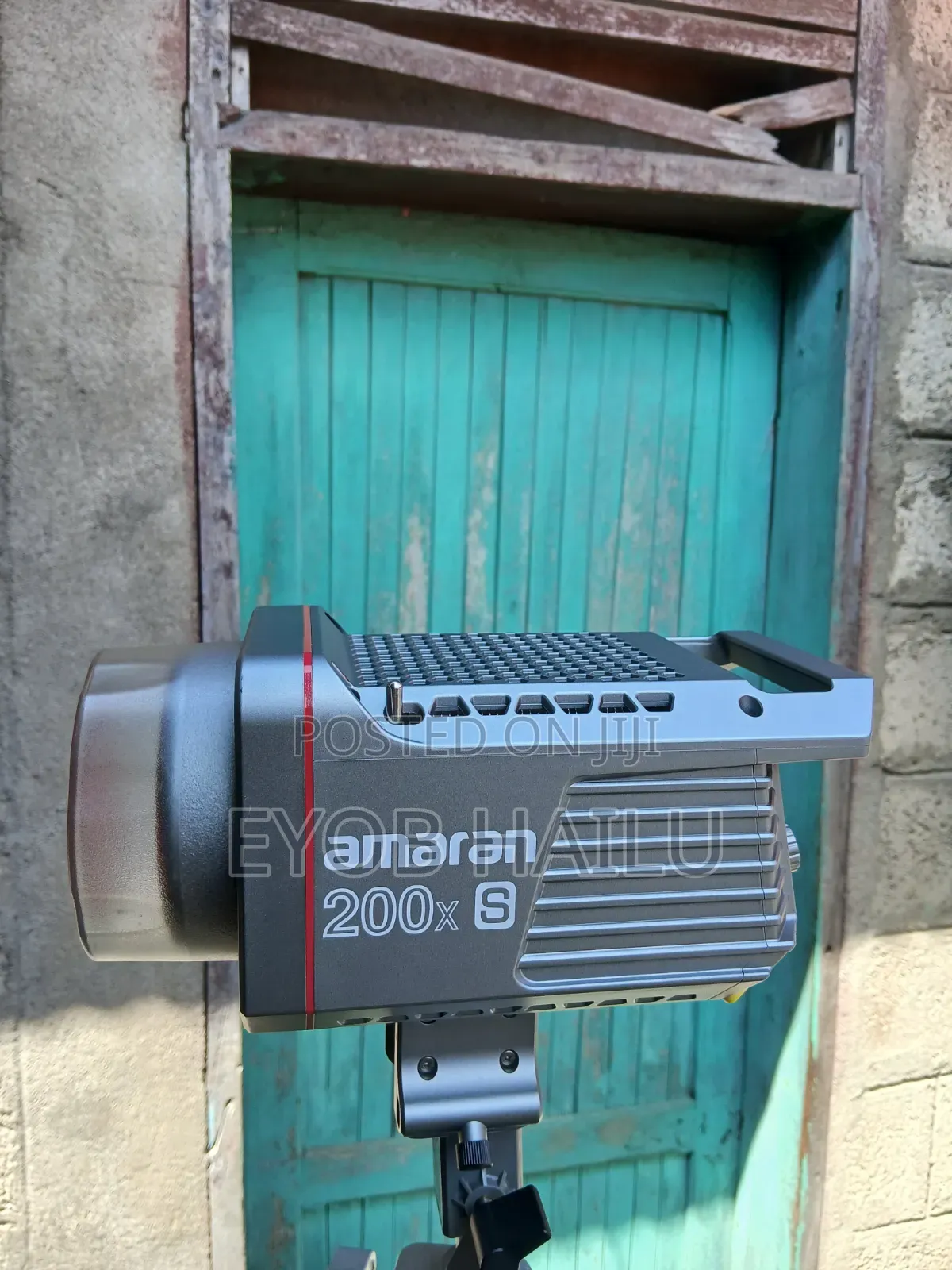 Amaran Softbox & Heavy Duty C-Stand for Sale – Like New!
