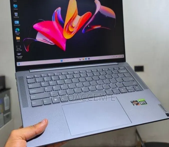 New Laptop Lenovo Yoga 730 16GB AMD Ryzen 7 SSD 512GB