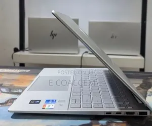 New Laptop HP 14-dq2031tg 16GB Intel Core i5 SSD 1T