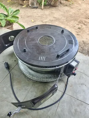 የኤሌክትሪክ ምድጃ - በጥሩ ሁኔታ ላይ ያለ / በትንሹ የተጠቀመበት