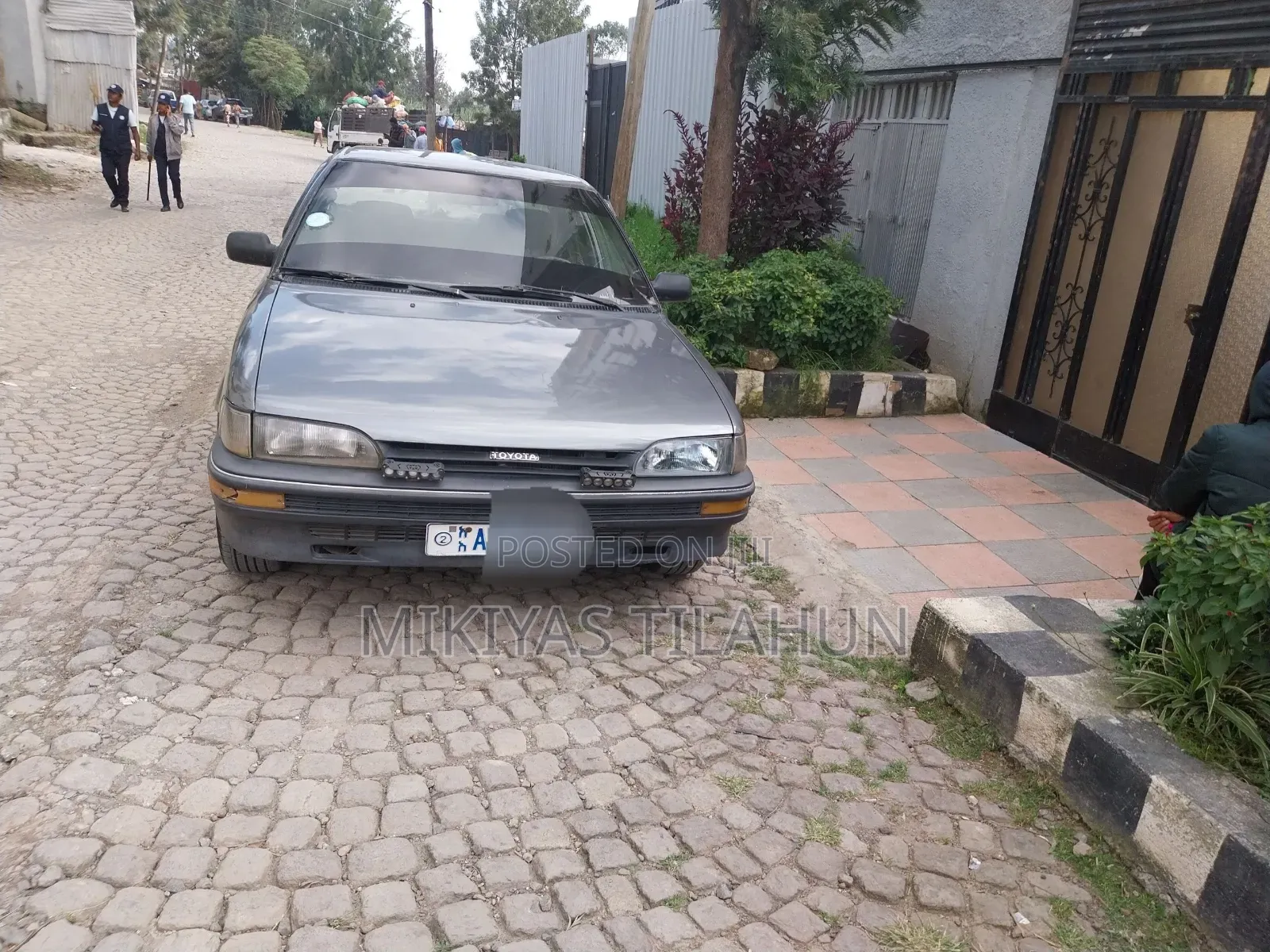 Toyota Corolla Liftback 1999 Gray