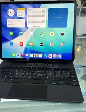 New Apple iPad Pro 12.9 (2022) 256 GB