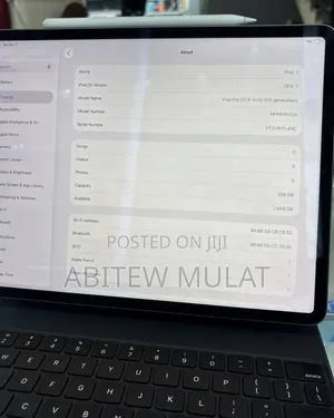 New Apple iPad Pro 12.9 (2022) 256 GB