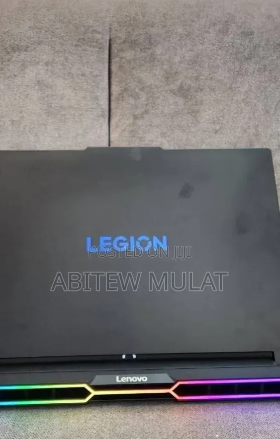 New Laptop Lenovo Legion 5i 32GB Intel Core Ultra 9 SSD 2T
