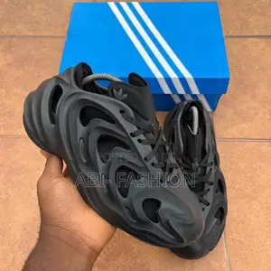 Adidas adiFOM Q Carbon Black | New Arrival