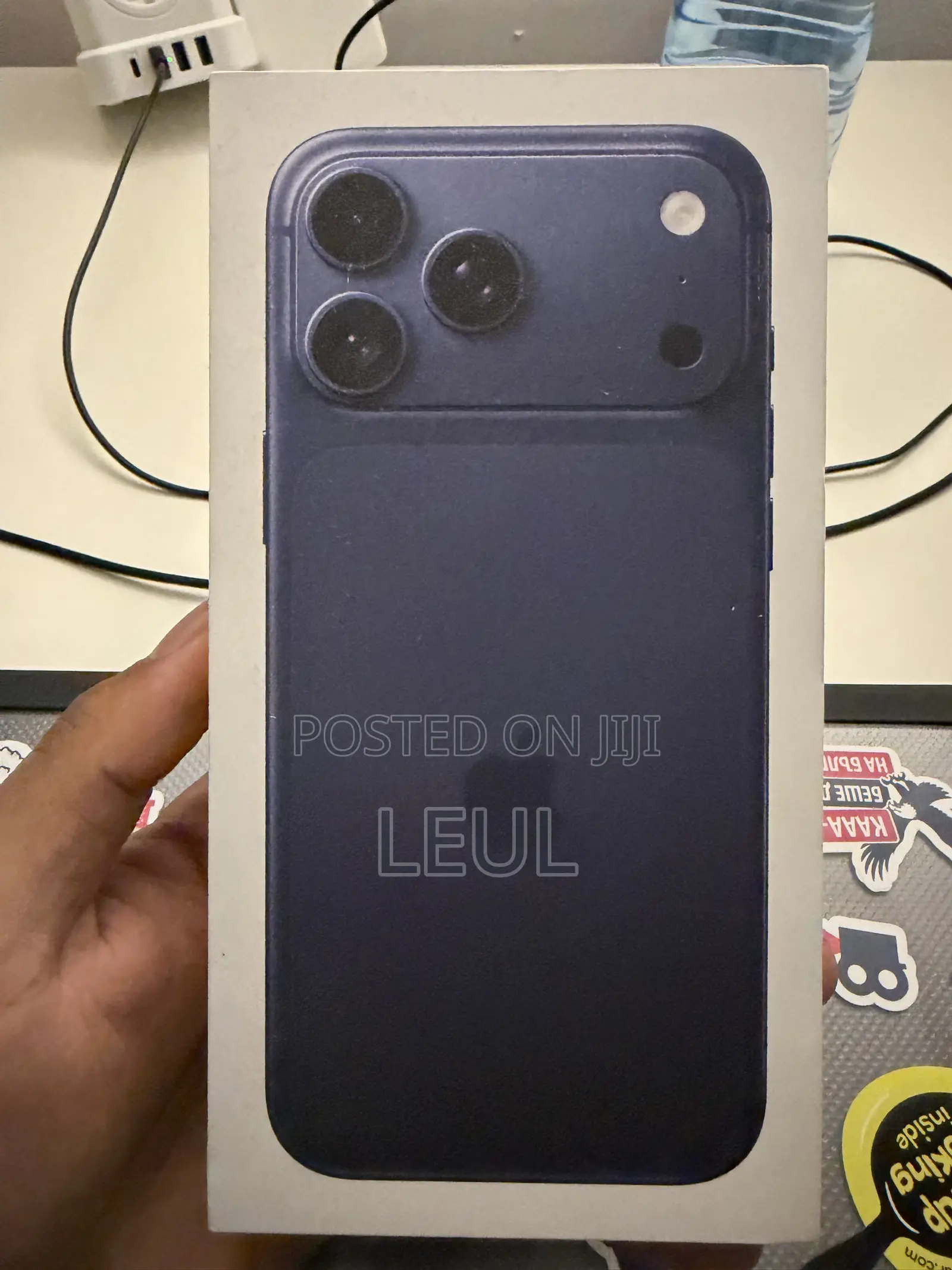New Apple iPhone 17 Pro Max 256 GB Blue