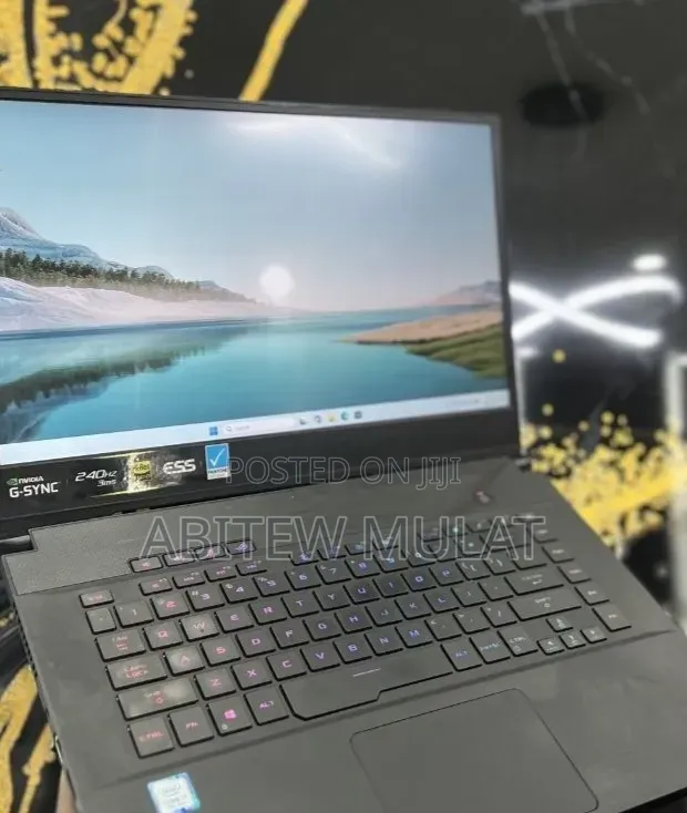 New Laptop Asus ROG Zephyrus G15 16GB Intel Core i7 SSD 1T