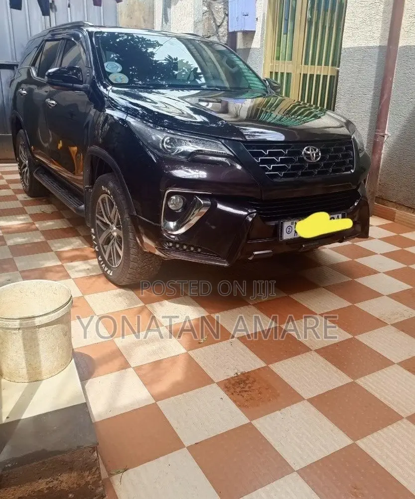 Toyota Fortuner 2019