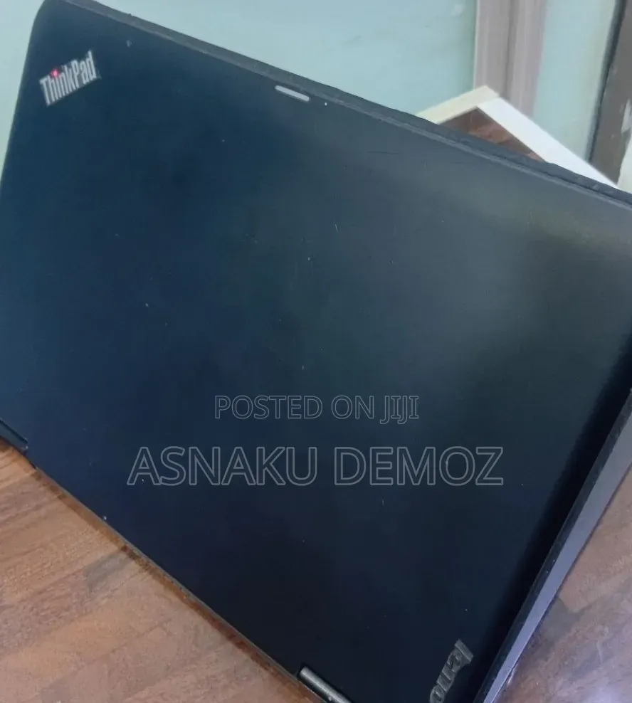 New Laptop Lenovo Yoga 11e 4GB Intel Core 2 Quad SSD 500GB