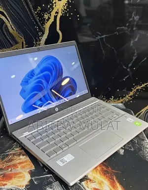 New Laptop HP Pavilion 14 16GB Intel Core i7 SSD 512GB