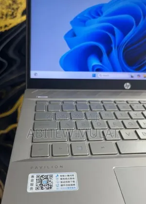 New Laptop HP Pavilion 14 16GB Intel Core i7 SSD 512GB