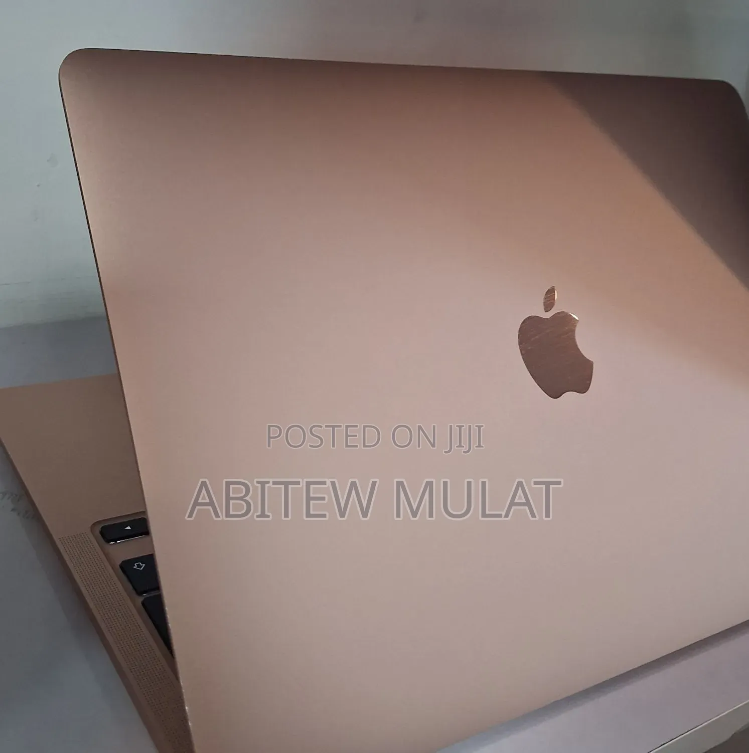 New Laptop Apple MacBook Air 2020 8GB Intel Core i5 SSD 256GB