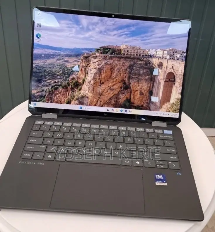 New Laptop HP OmniBook Ultra Flip 14" 32GB Intel Core Ultra 9 SSD 2T