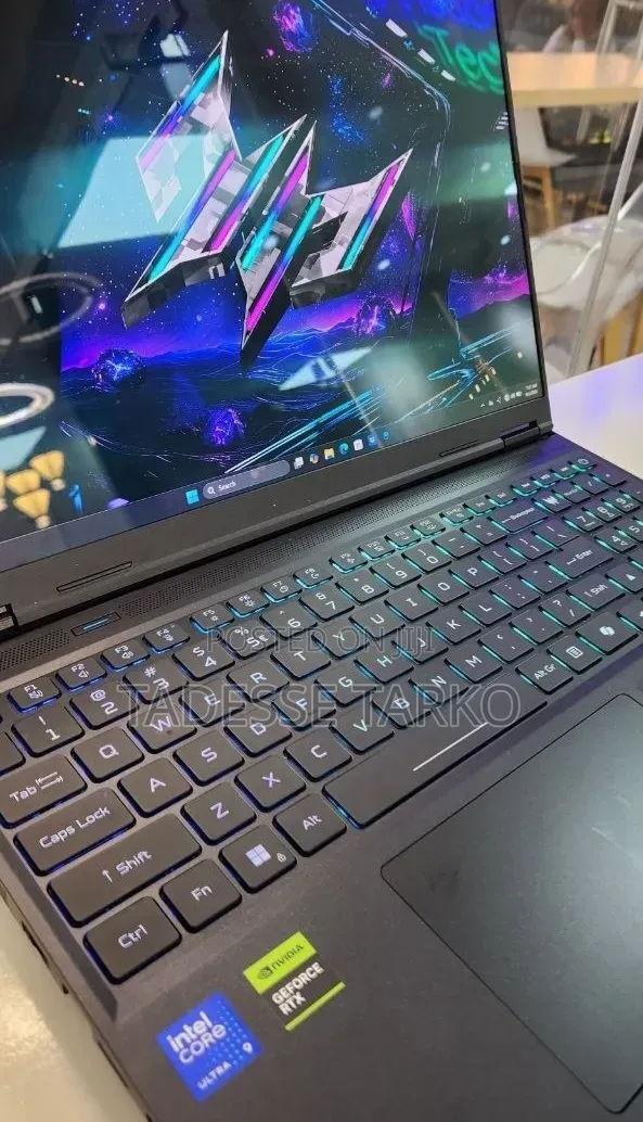 New Laptop Acer Predator Helios Neo 16 16GB Intel Core Ultra 9 SSD 1T