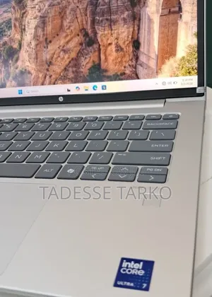 New Laptop HP 16GB Intel Core Ultra 7 SSD 512GB