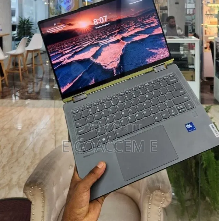 New Laptop Lenovo Yoga 700 16GB Intel Core Ultra 7 SSD 512GB