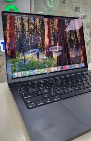 New Laptop Apple MacBook Pro 2023 M3 18GB Apple M3 Pro SSD 512GB