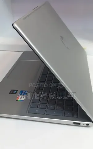 New Laptop HP Stream Notebook 16GB Intel Core i5 SSD 1T