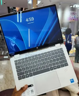 New Laptop HP OmniBook 5 Flip 16GB Intel Core 7 SSD 512GB