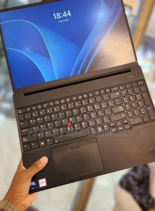 New Laptop Lenovo ThinkPad Yoga 16GB Intel Core i7 SSD 512GB