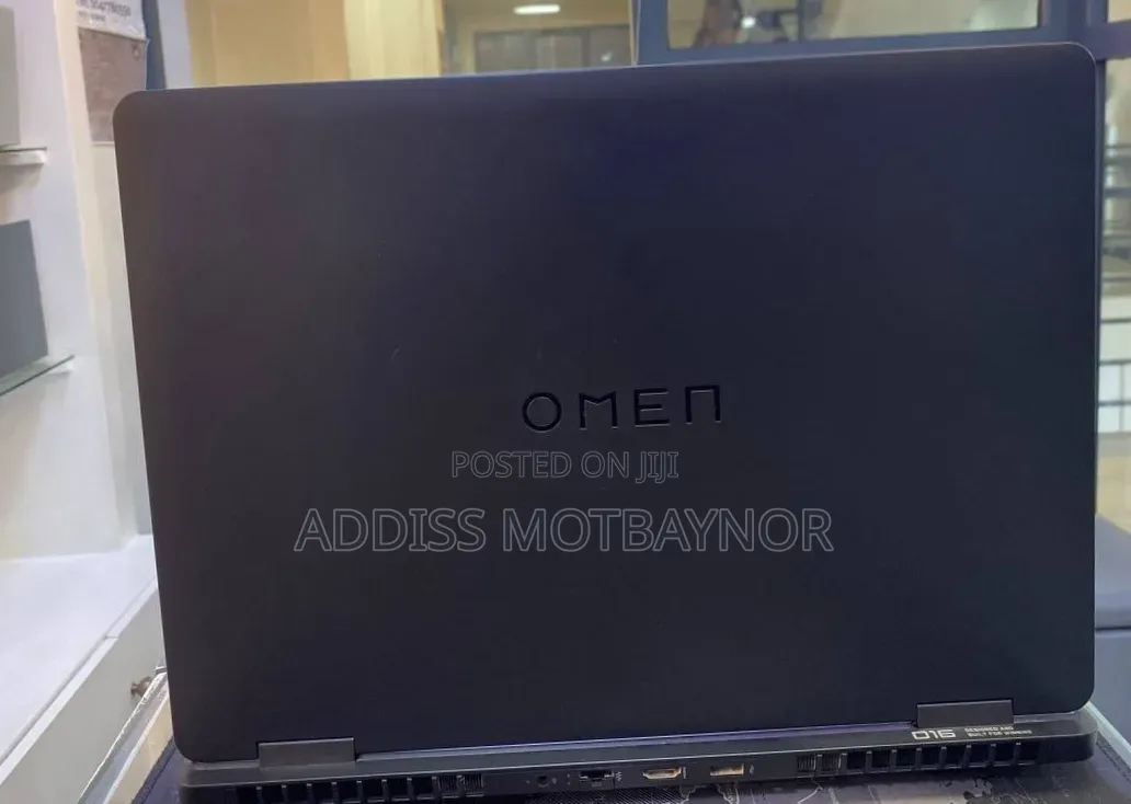 New Laptop HP Omen 16 16GB Intel Core i9 SSD 1T