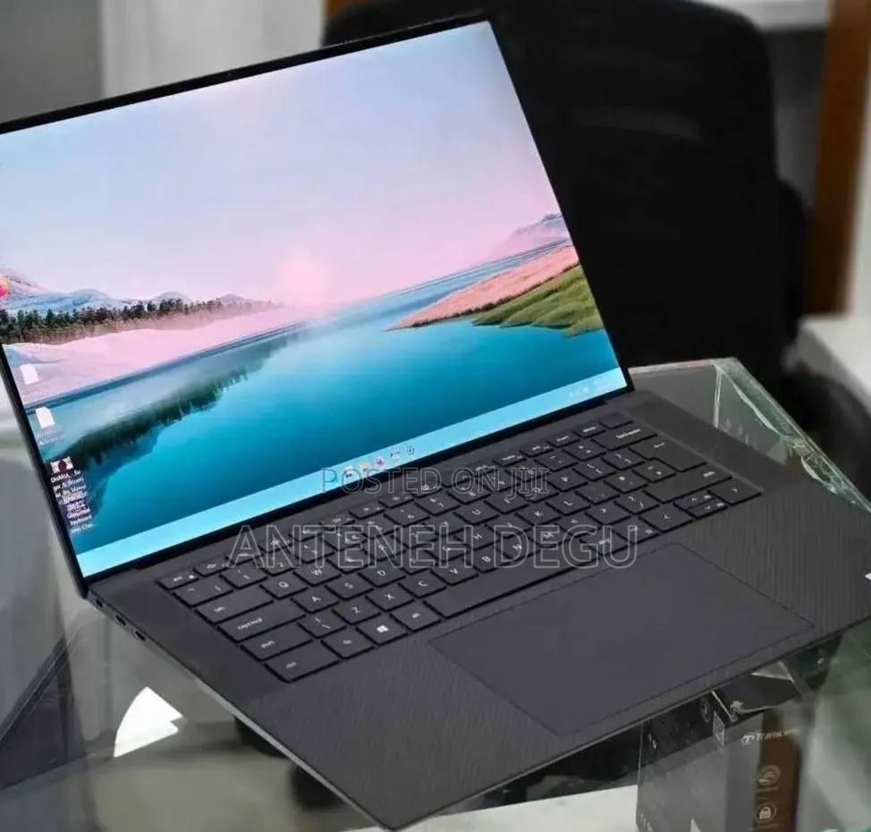 New Laptop Dell XPS 15 16GB Intel Core i7 SSD 512GB