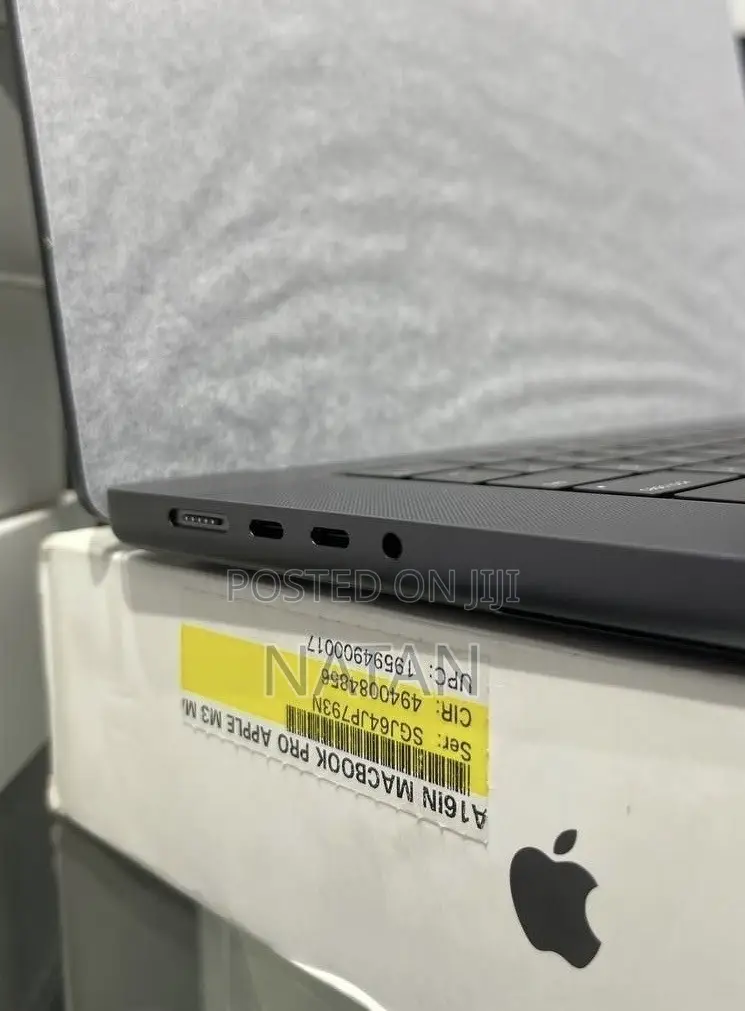 New Laptop Apple MacBook Pro 2024 M4 Max 48GB Apple M4 Max SSD 2T