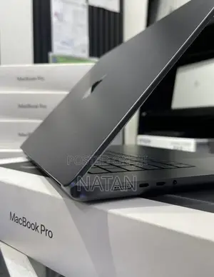 New Laptop Apple MacBook Pro 2024 M4 Max 48GB Apple M4 Max SSD 2T