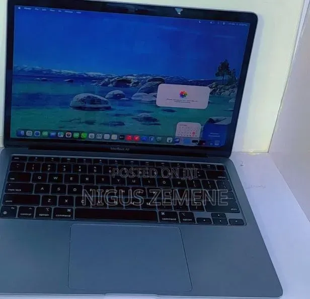 New Laptop Apple MacBook Air 2020 M1 8GB Apple M1 SSD 256GB