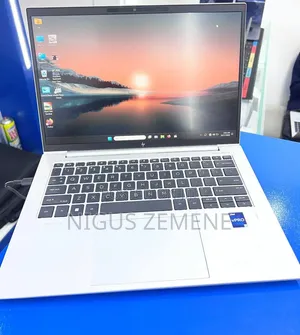 New Laptop HP EliteBook 840 G10 16GB Intel Core i7 SSD 512GB
