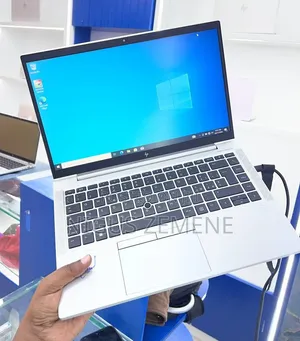 New Laptop HP EliteBook 845 G8 16GB AMD Ryzen 5 SSD 512GB