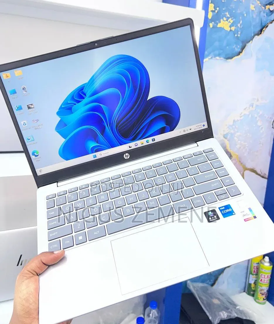 New Laptop HP Stream Notebook 16GB Intel Core i5 SSD 1T