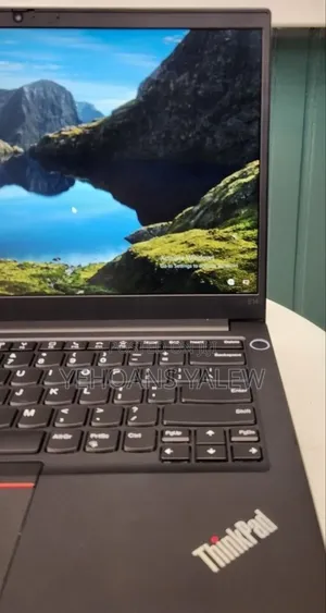 New Laptop Lenovo ThinkPad E14 Gen 4 16GB Intel Core i7 SSD 512GB