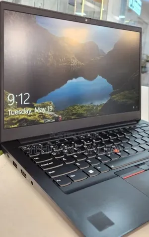 New Laptop Lenovo ThinkPad E14 Gen 4 16GB Intel Core i7 SSD 512GB