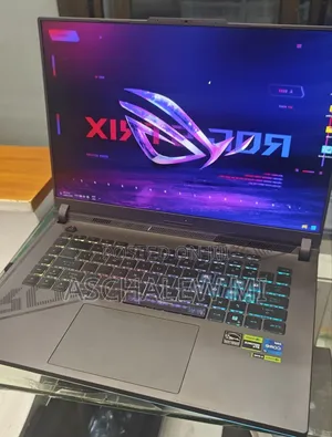 New Laptop Asus ROG Strix G16 16GB Intel Core i7 SSD 1T