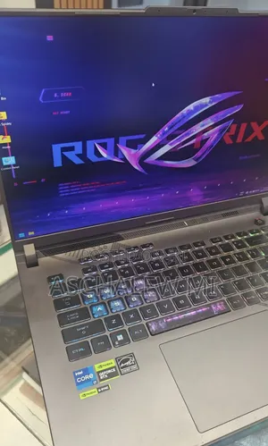 New Laptop Asus ROG Strix G16 16GB Intel Core i7 SSD 1T