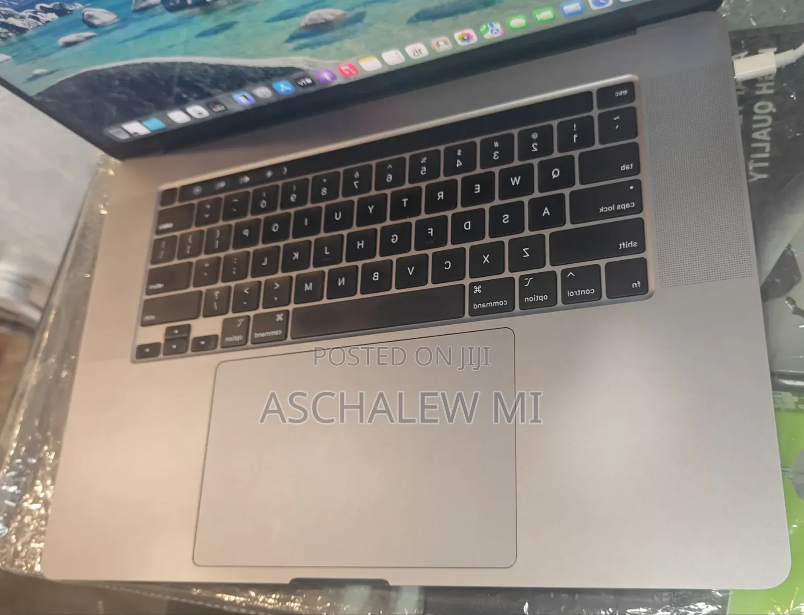 New Laptop Apple MacBook Pro 2019 64GB Intel Core i9 SSD 512GB