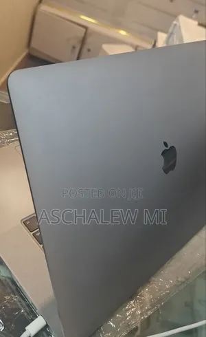 New Laptop Apple MacBook Pro 2019 64GB Intel Core i9 SSD 512GB